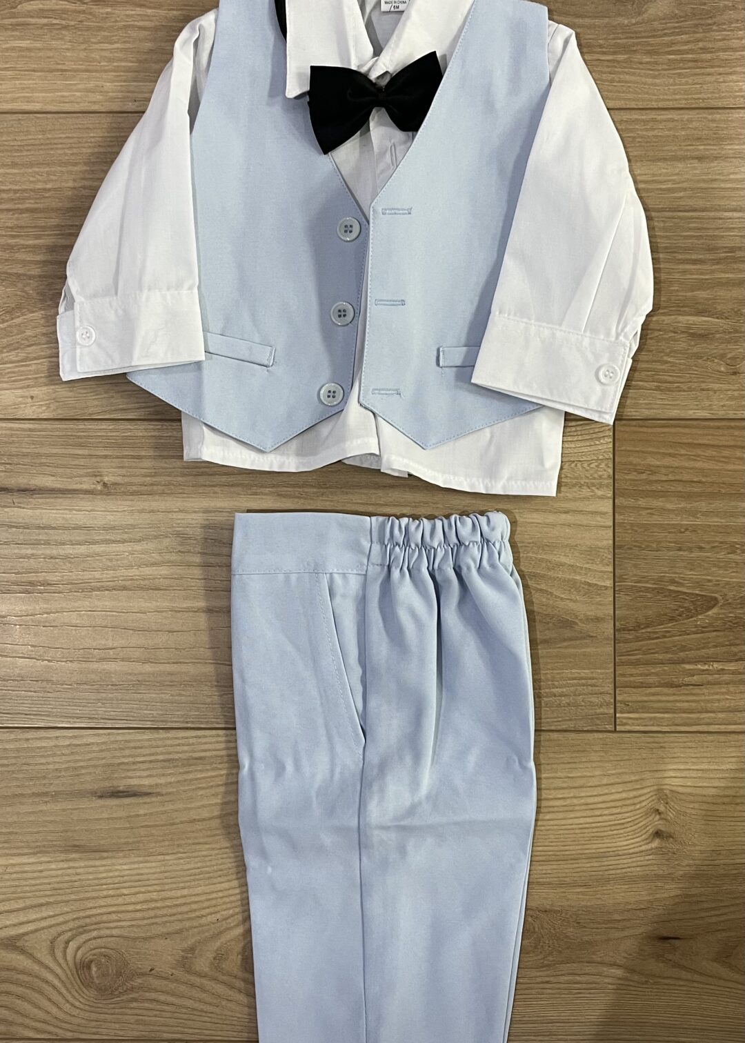 COSTUME BEBE 4 PIECES 9MOIS